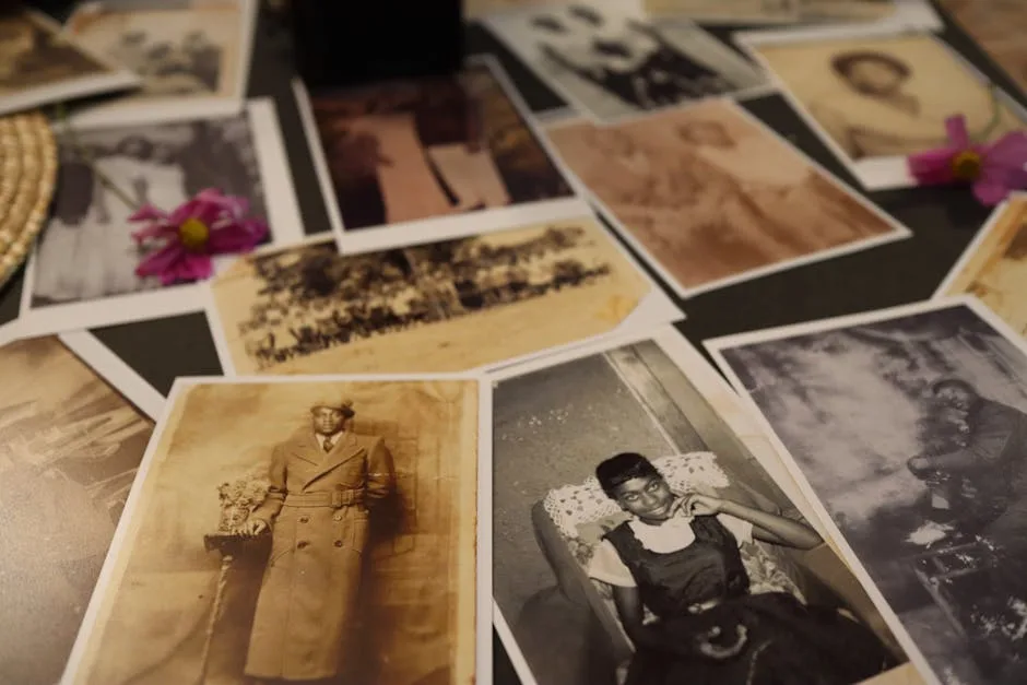 Расложенные старые фотографии подходят для датировки, подписей и восстановления истории одного снимка